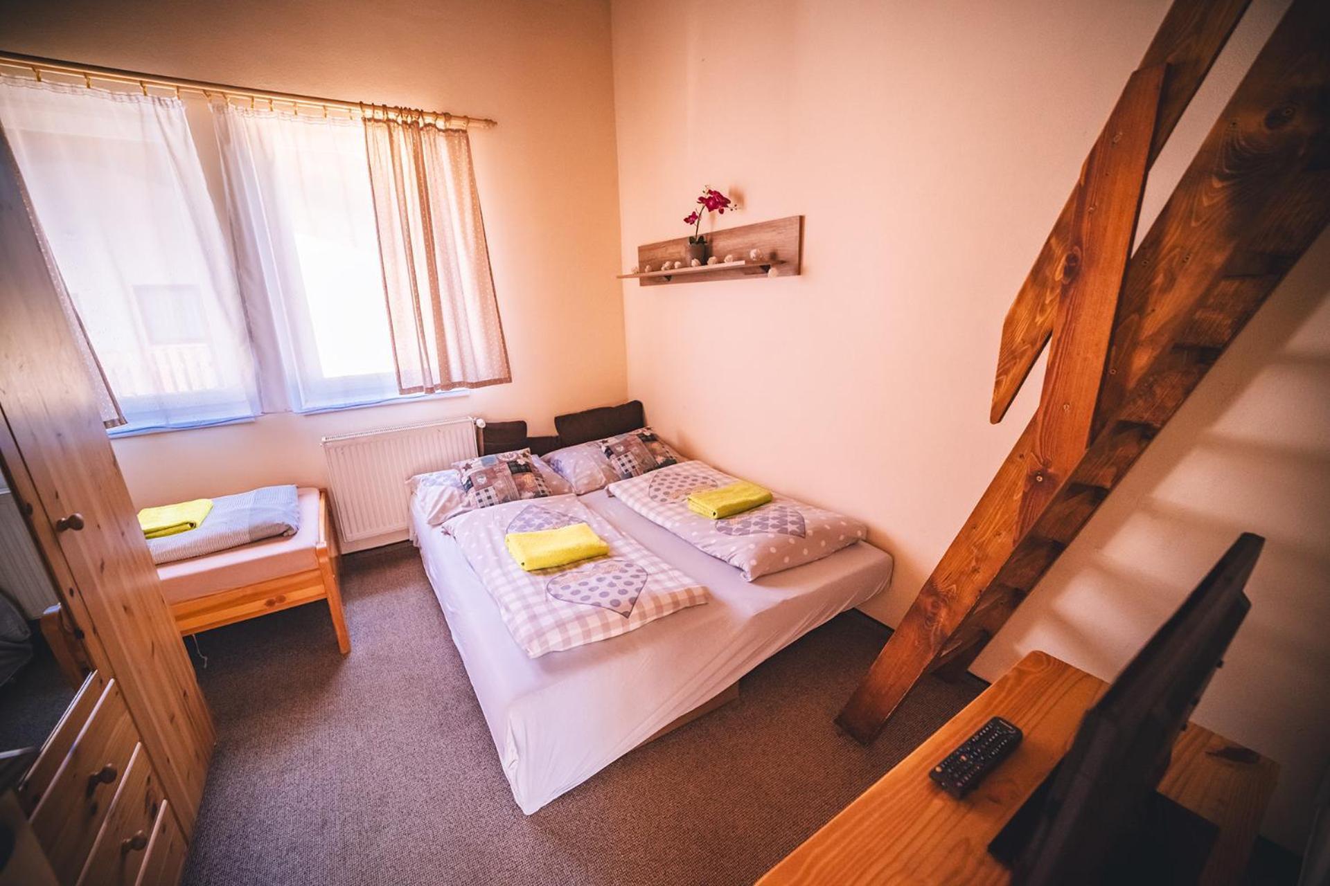 Wellness & Spa Hotel Certov エクステリア 写真