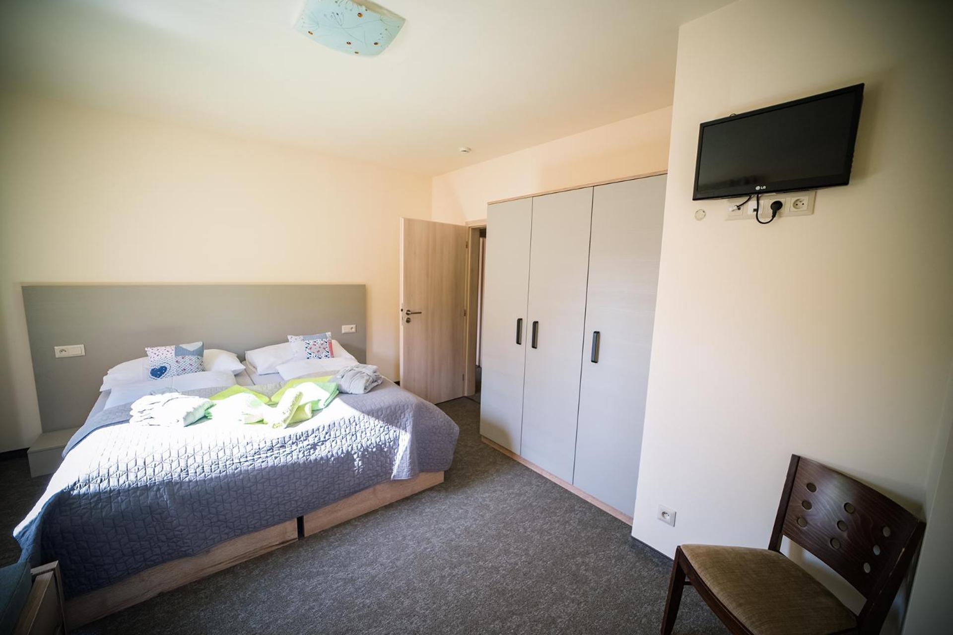 Wellness & Spa Hotel Certov エクステリア 写真