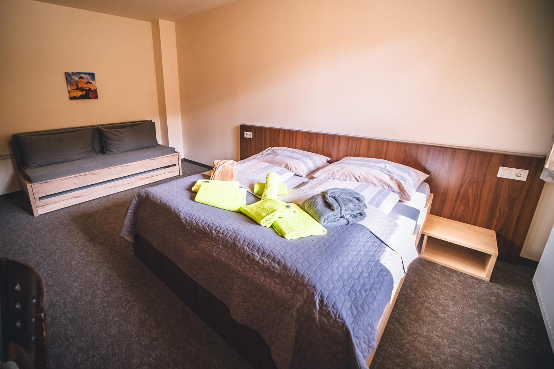 Wellness & Spa Hotel Certov エクステリア 写真