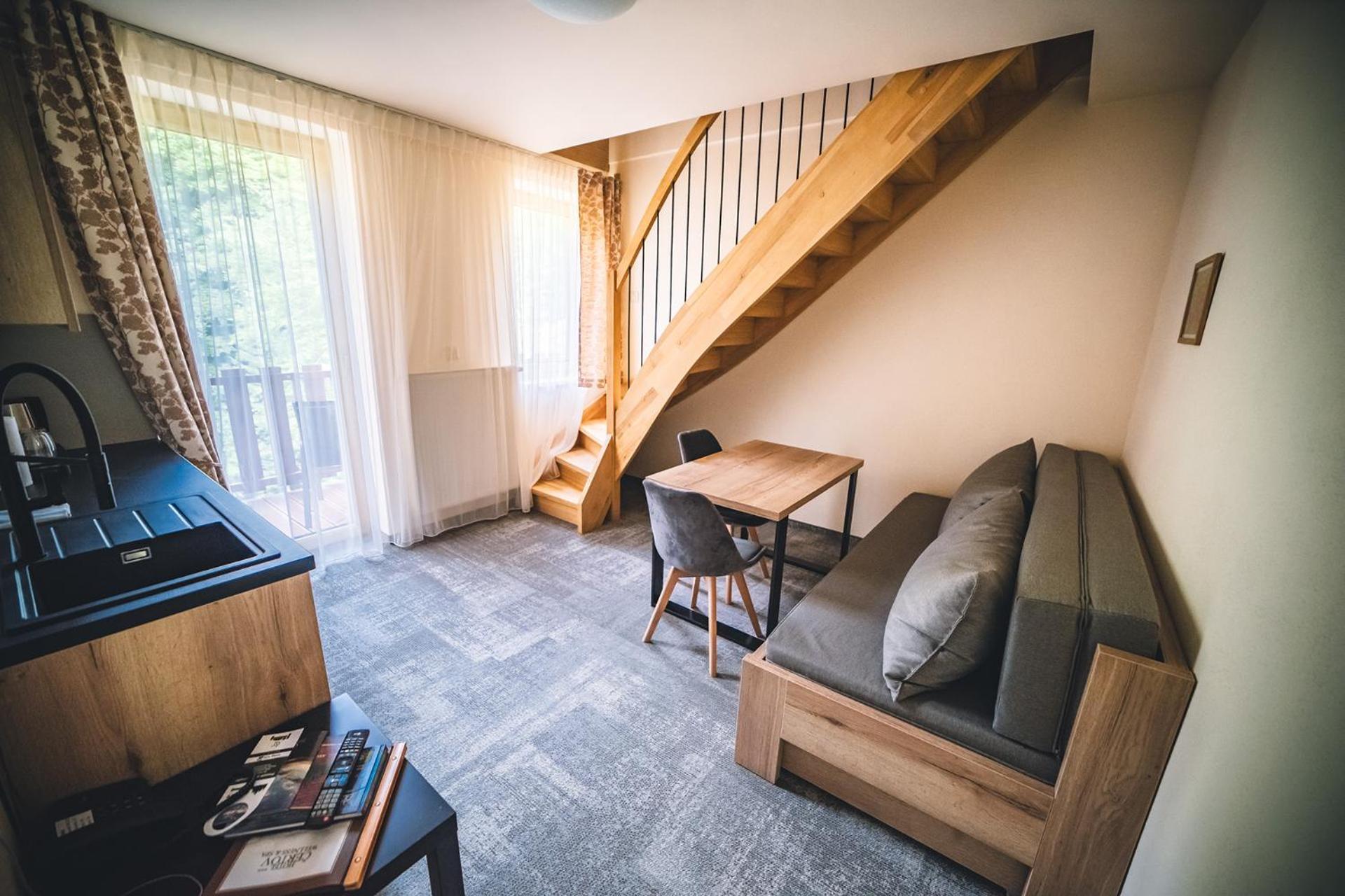 Wellness & Spa Hotel Certov エクステリア 写真